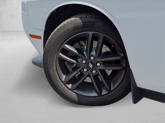 Used 2019 Dodge Challenger GT w/ Blacktop Package AWD/4WD image 7