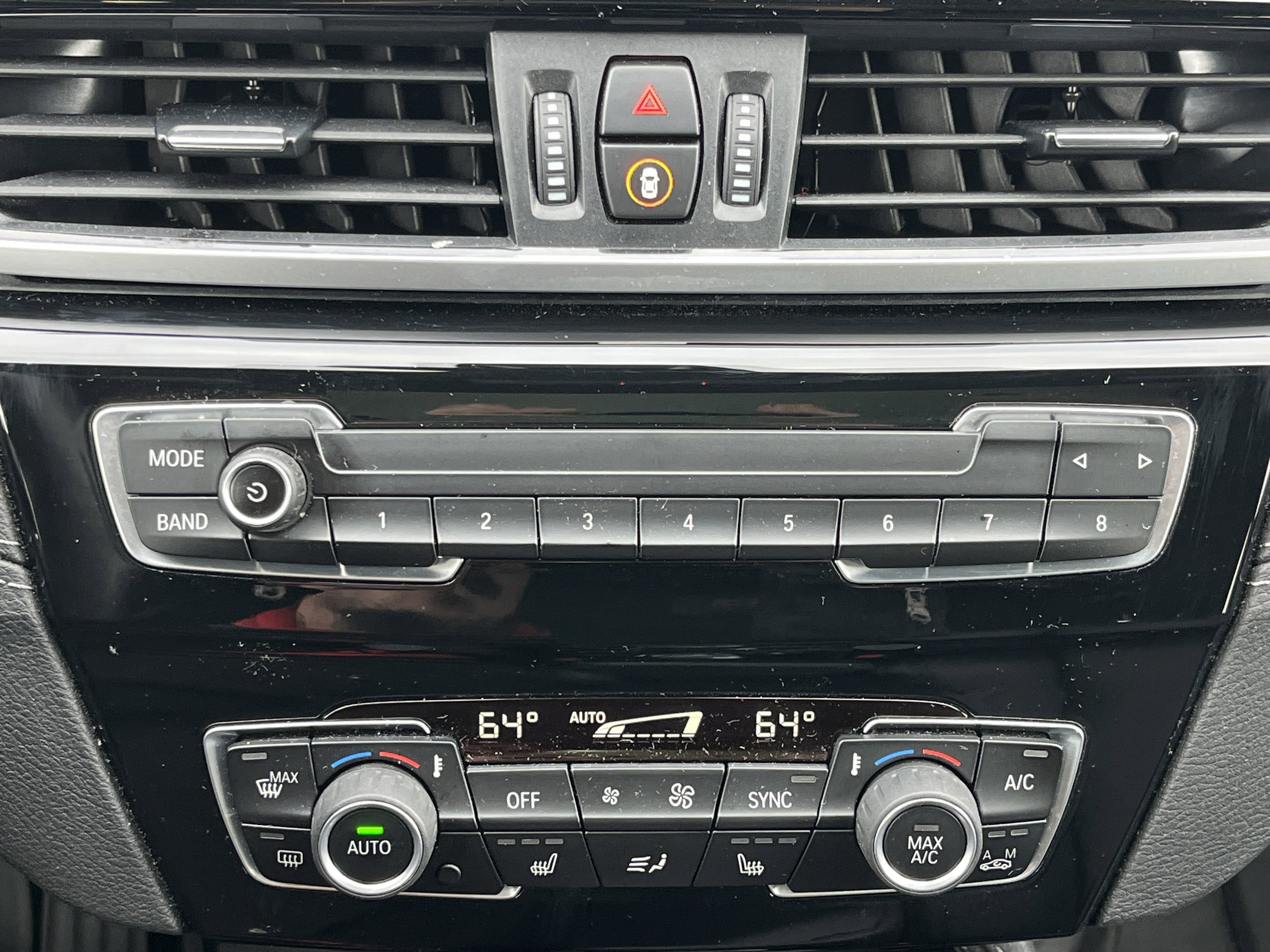 Used 2022 BMW X2 sDrive28i w/ Convenience Package image 6