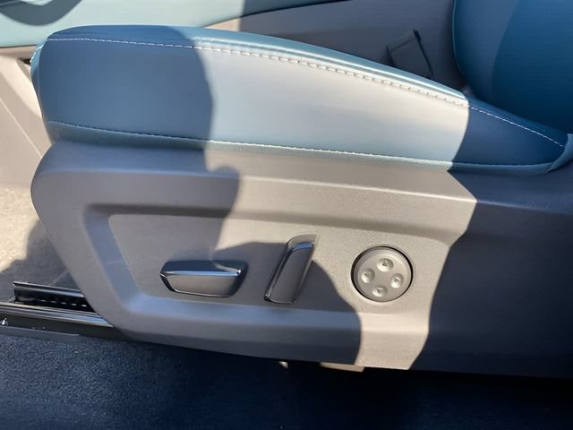 New 2026 Nissan Murano Platinum w/ Cargo Package AWD/4WD image 3