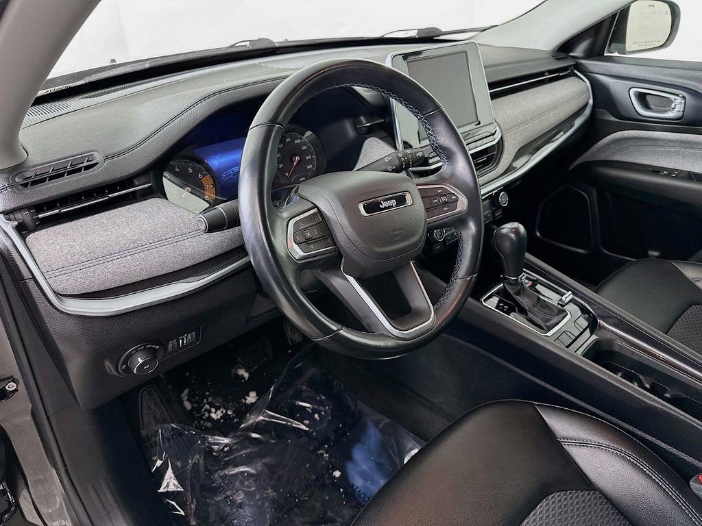 Certified 2022 Jeep Compass Latitude w/ Convenience Group image 17