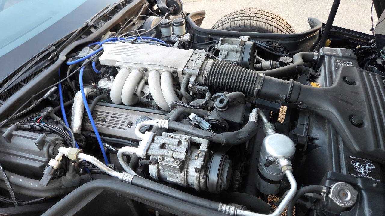 Used 1989 Chevrolet Corvette Convertible RWD image 47