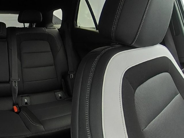 Used 2024 Chevrolet Blazer EV LT AWD/4WD image 34