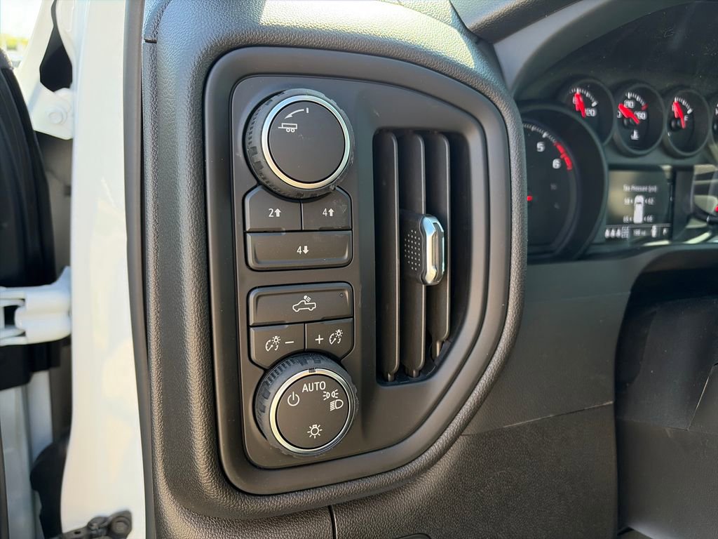 New 2026 Chevrolet Silverado 2500 Custom w/ Snow Plow Prep/Camper Package AWD/4WD image 15