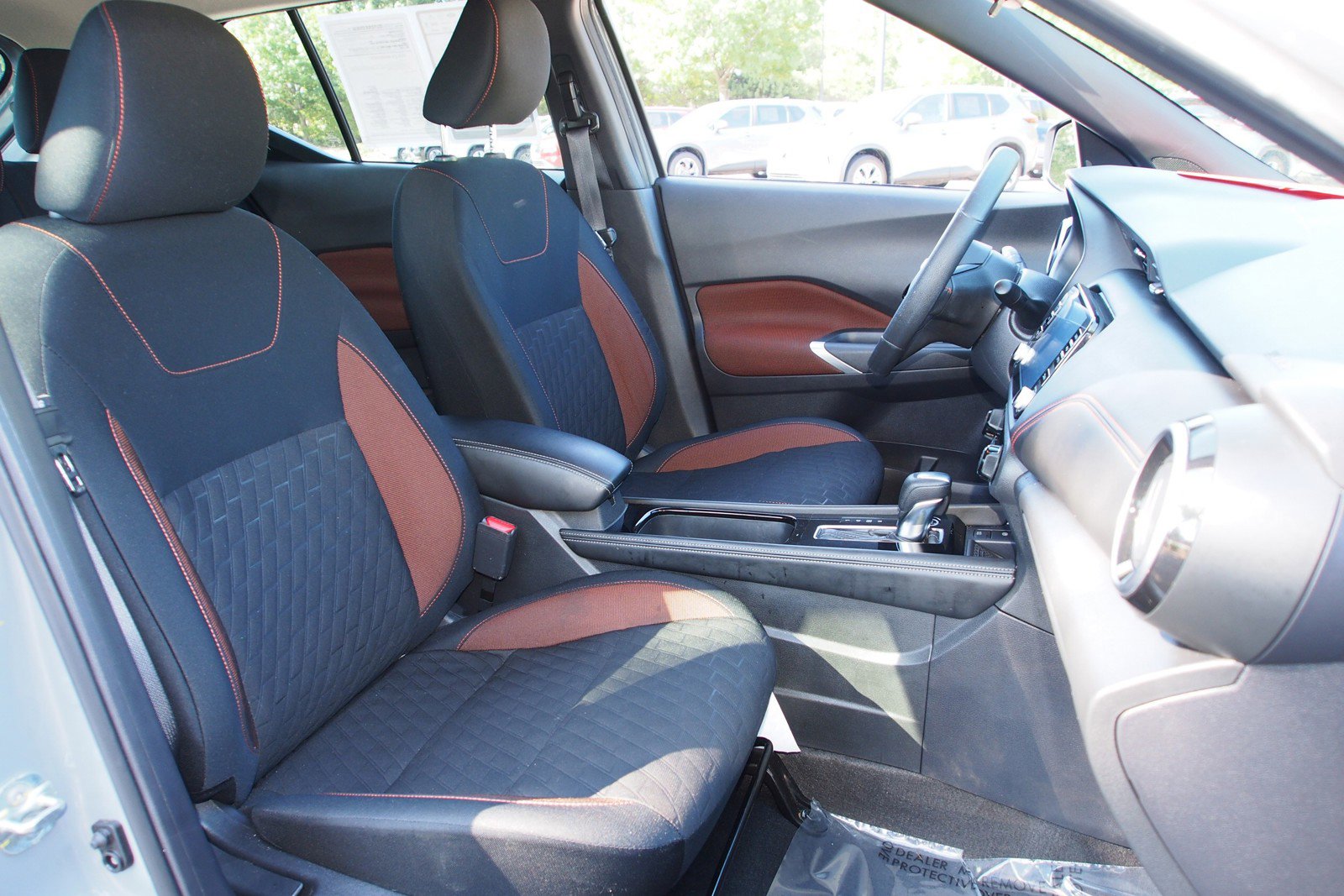 Used 2024 Nissan Kicks SR FWD image 11