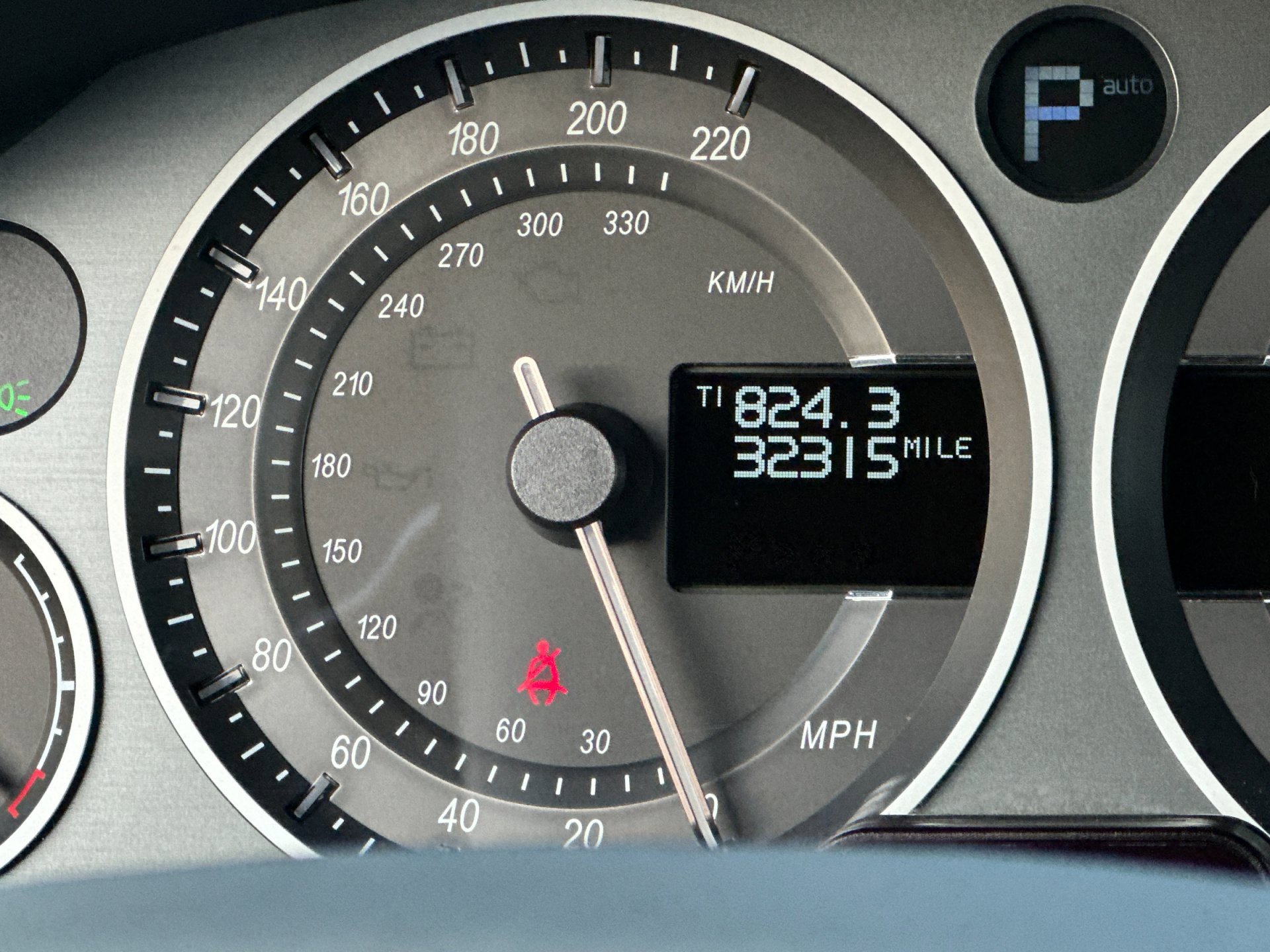 Used 2011 Aston Martin DBS Carbon Black image 23