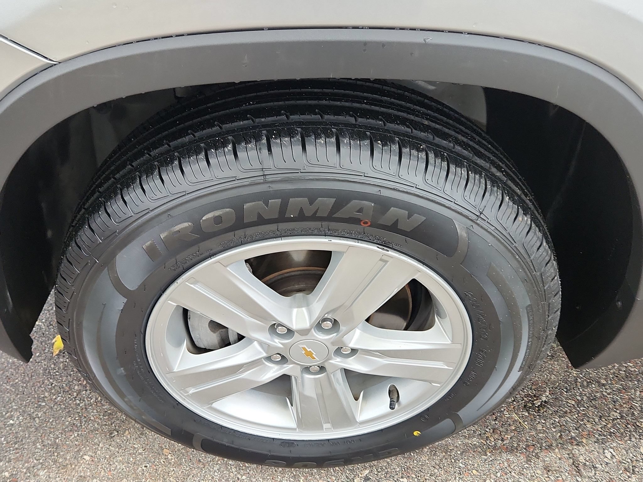 Used 2021 Chevrolet Trax LT AWD/4WD image 17