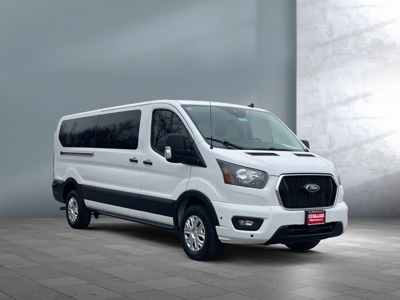 Used 2024 Ford Transit 350 XLT image 8