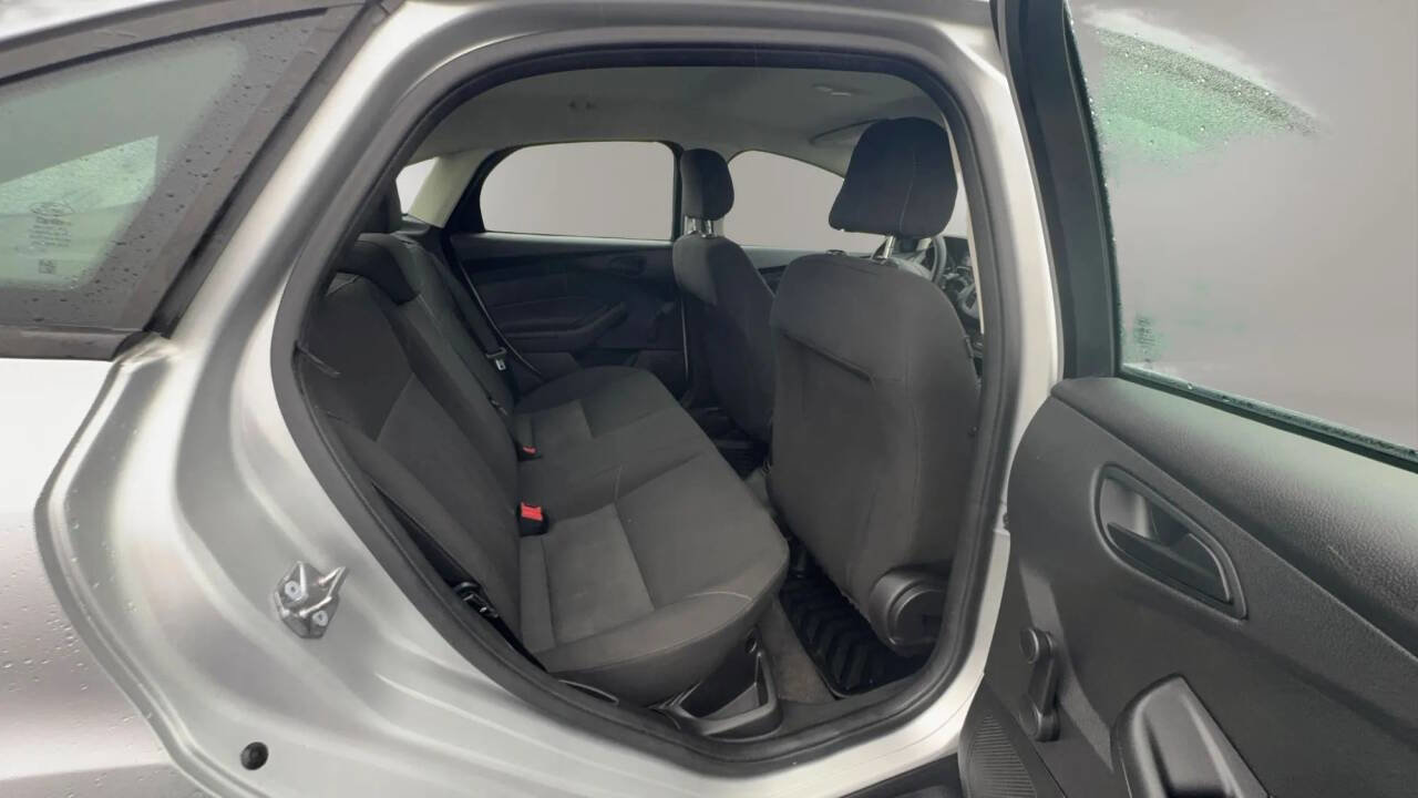 Used 2015 Ford Focus S image 15
