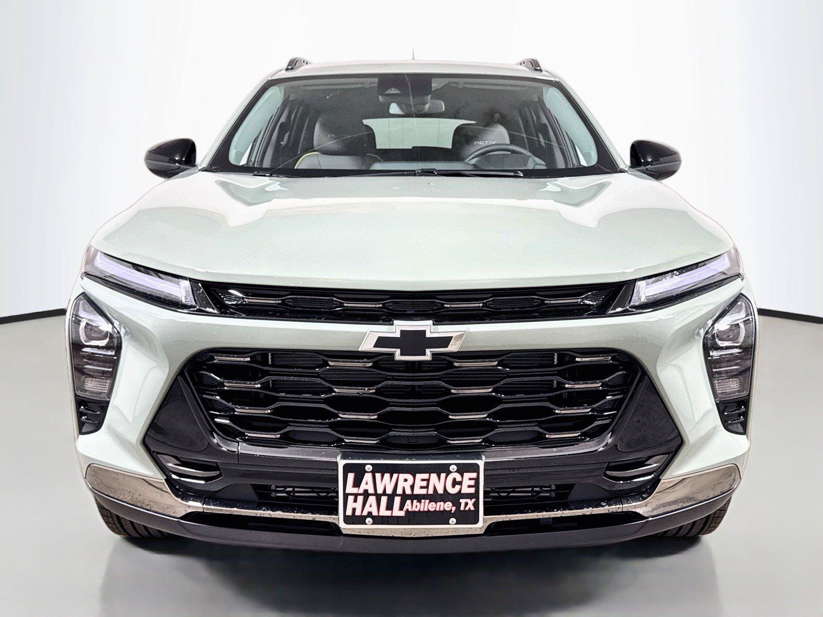 New 2026 Chevrolet Trax ACTIV w/ Driver Confidence Package FWD image 2