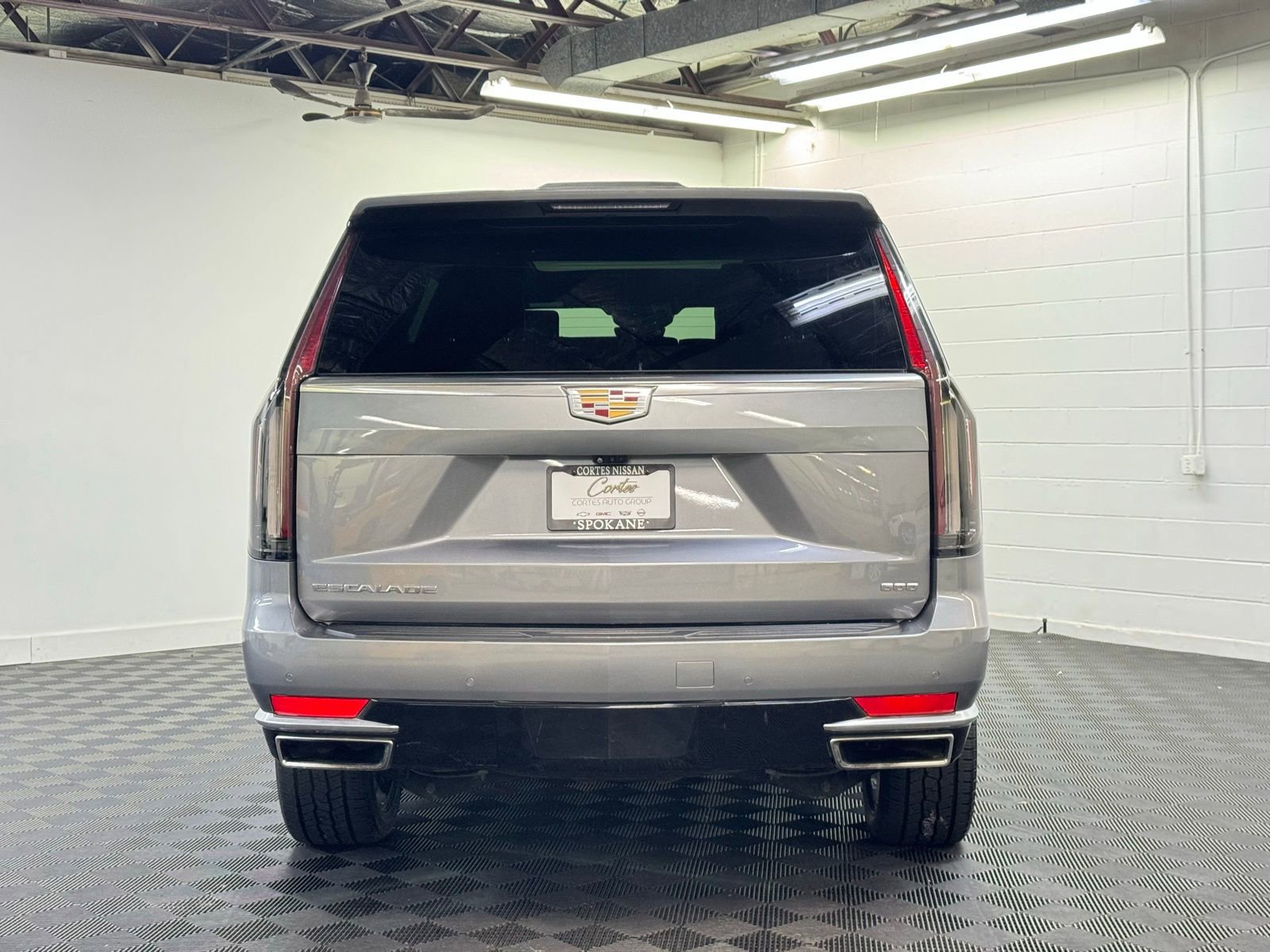 Used 2021 Cadillac Escalade Premium Luxury image 6