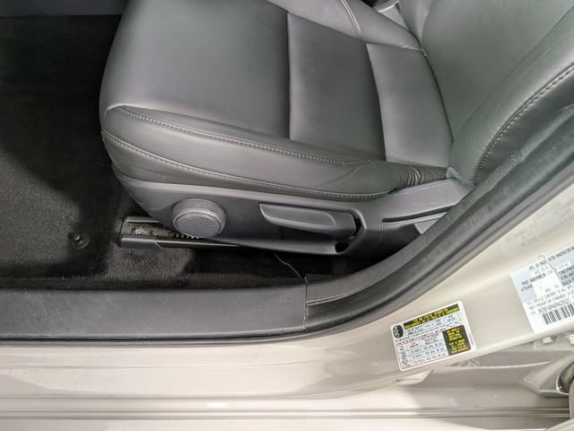 Used 2024 MAZDA MAZDA3 s FWD image 13
