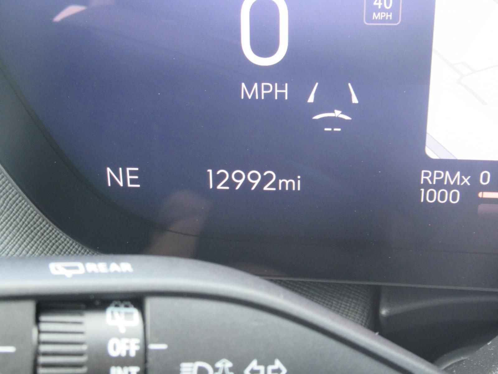 Used 2025 Buick Enclave Preferred AWD/4WD image 29