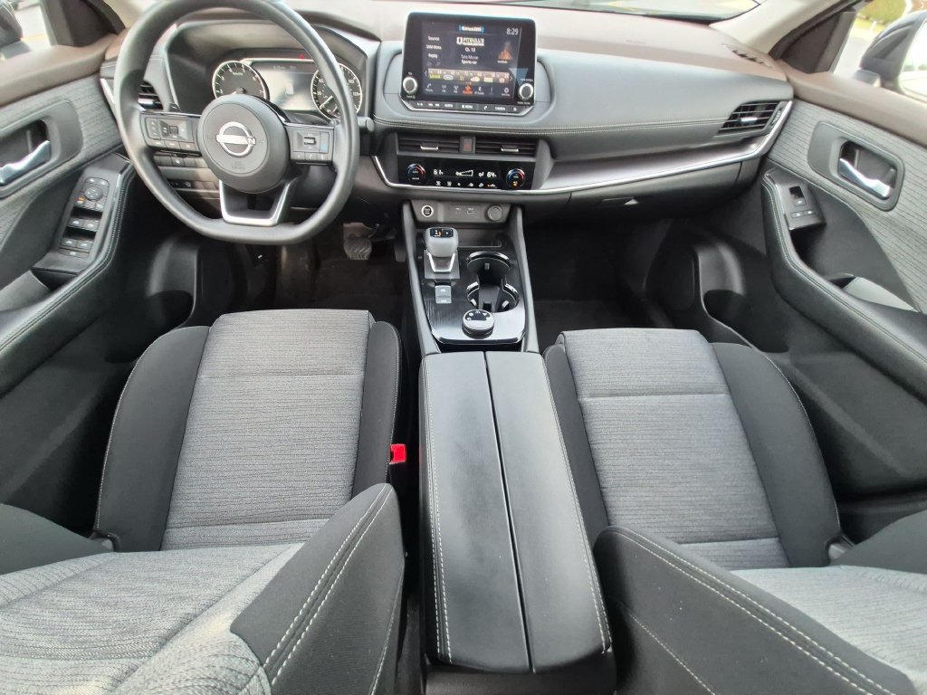 Used 2023 Nissan Rogue SV AWD/4WD image 23