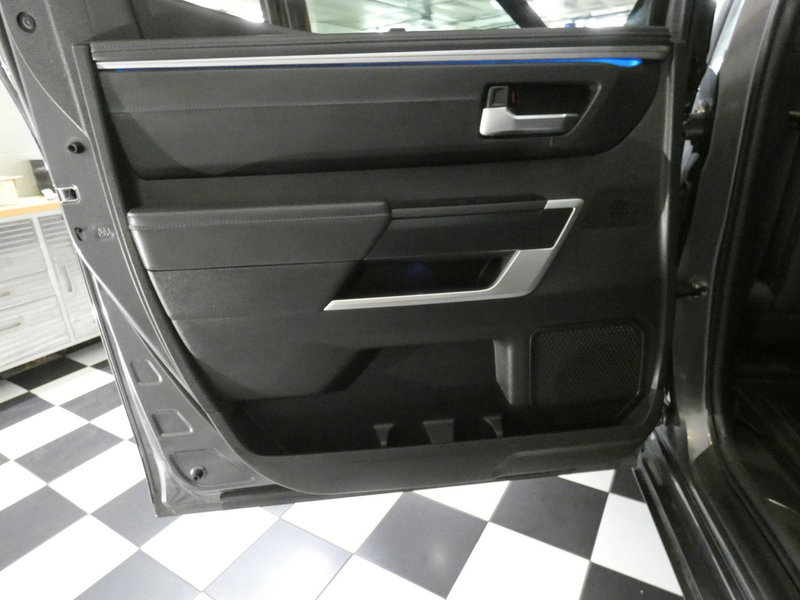 Used 2023 Toyota Tundra Platinum AWD/4WD image 30