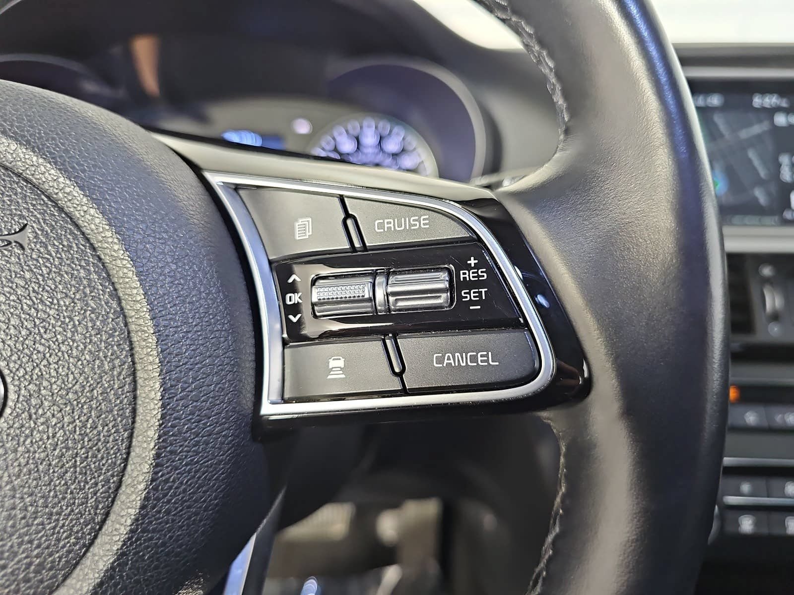 Used 2019 Kia Optima EX w/ EX Premium Package FWD image 17