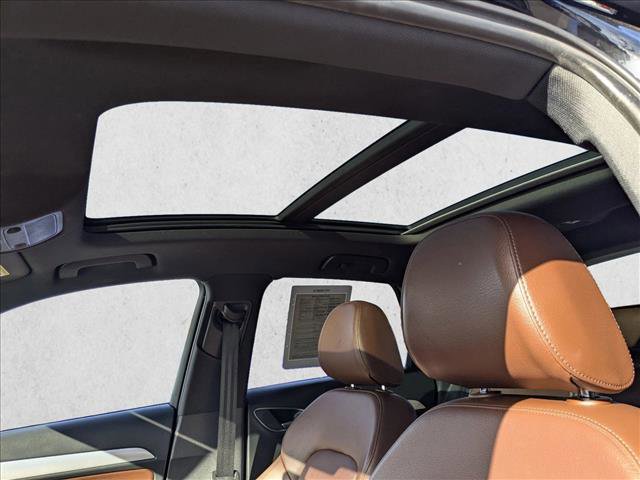 Used 2018 Audi Q3 2.0T Premium w/ Convenience Package image 16