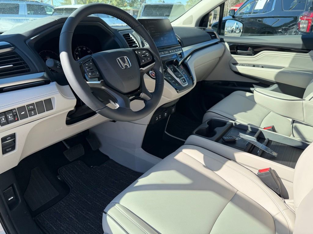 New 2026 Honda Odyssey Touring image 16