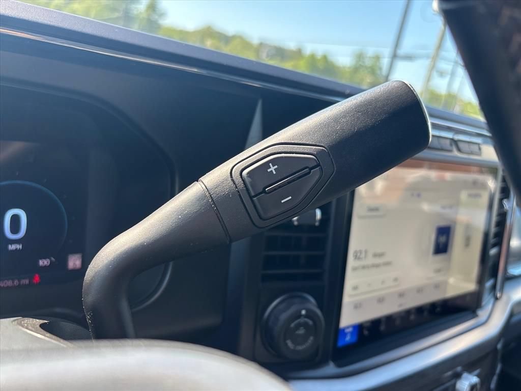 Used 2023 Ford F450 Lariat w/ Lariat Ultimate Package AWD/4WD image 32