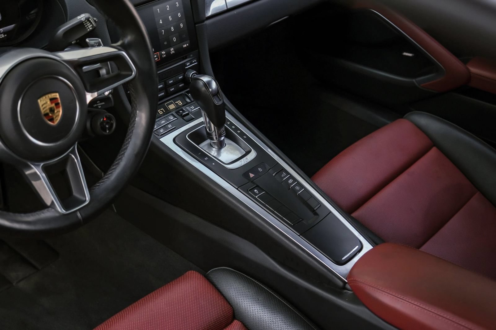 Used 2019 Porsche 718 Cayman S RWD image 21