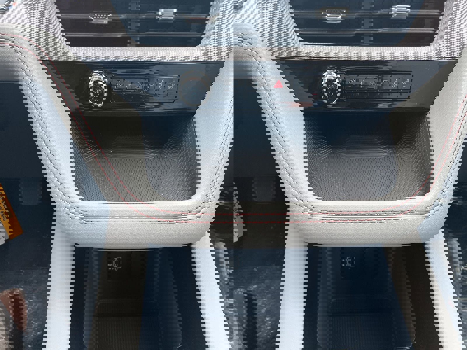 New 2026 Ford Explorer Active w/ Active Comfort Package image 26