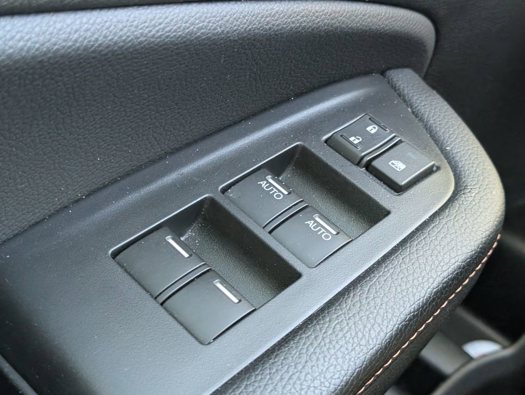 Used 2025 Honda Ridgeline TrailSport image 10
