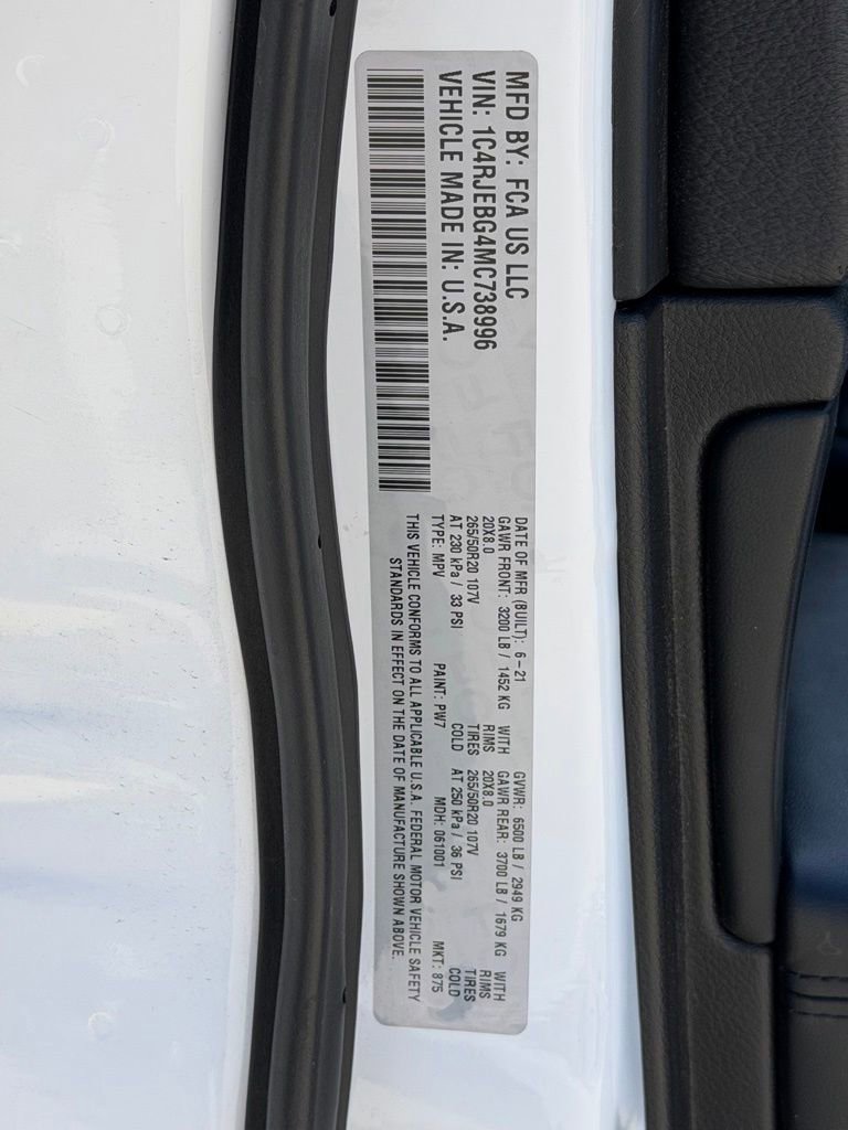 Used 2021 Jeep Grand Cherokee Limited X RWD image 35