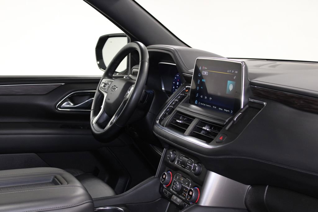 Used 2023 Chevrolet Suburban Z71 w/ Luxury Package image 33