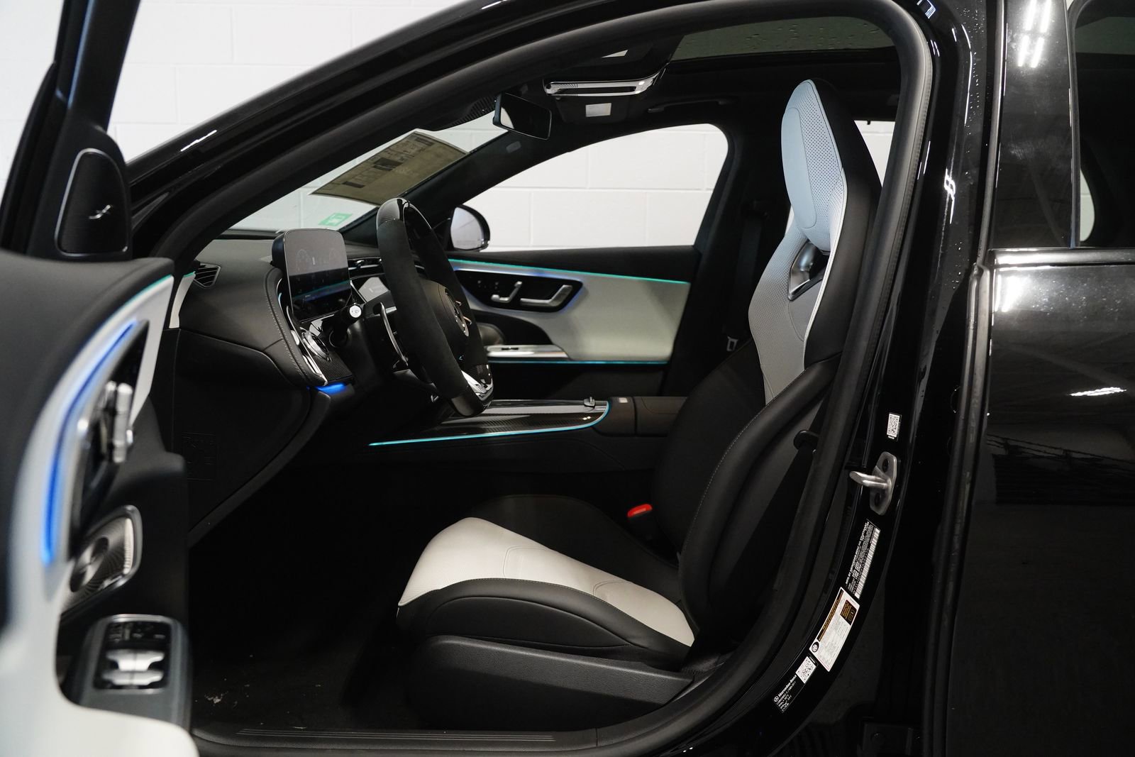 New 2026 Mercedes-Benz E 53 AMG 4MATIC Sedan image 14