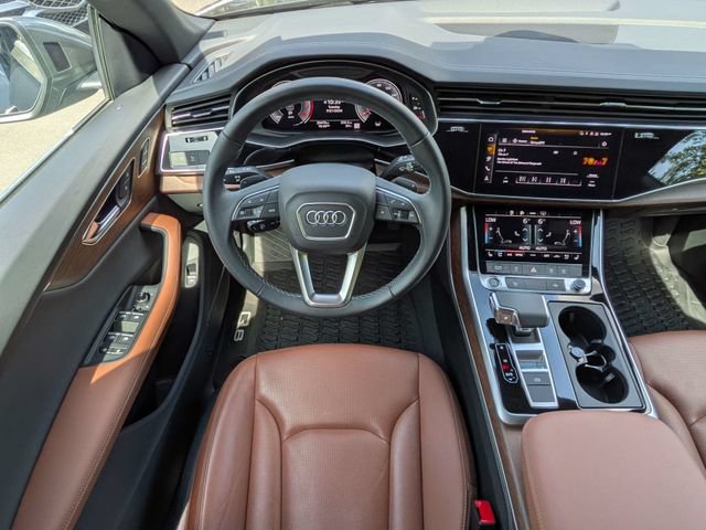 Used 2025 Audi Q8 Premium Plus AWD/4WD image 16