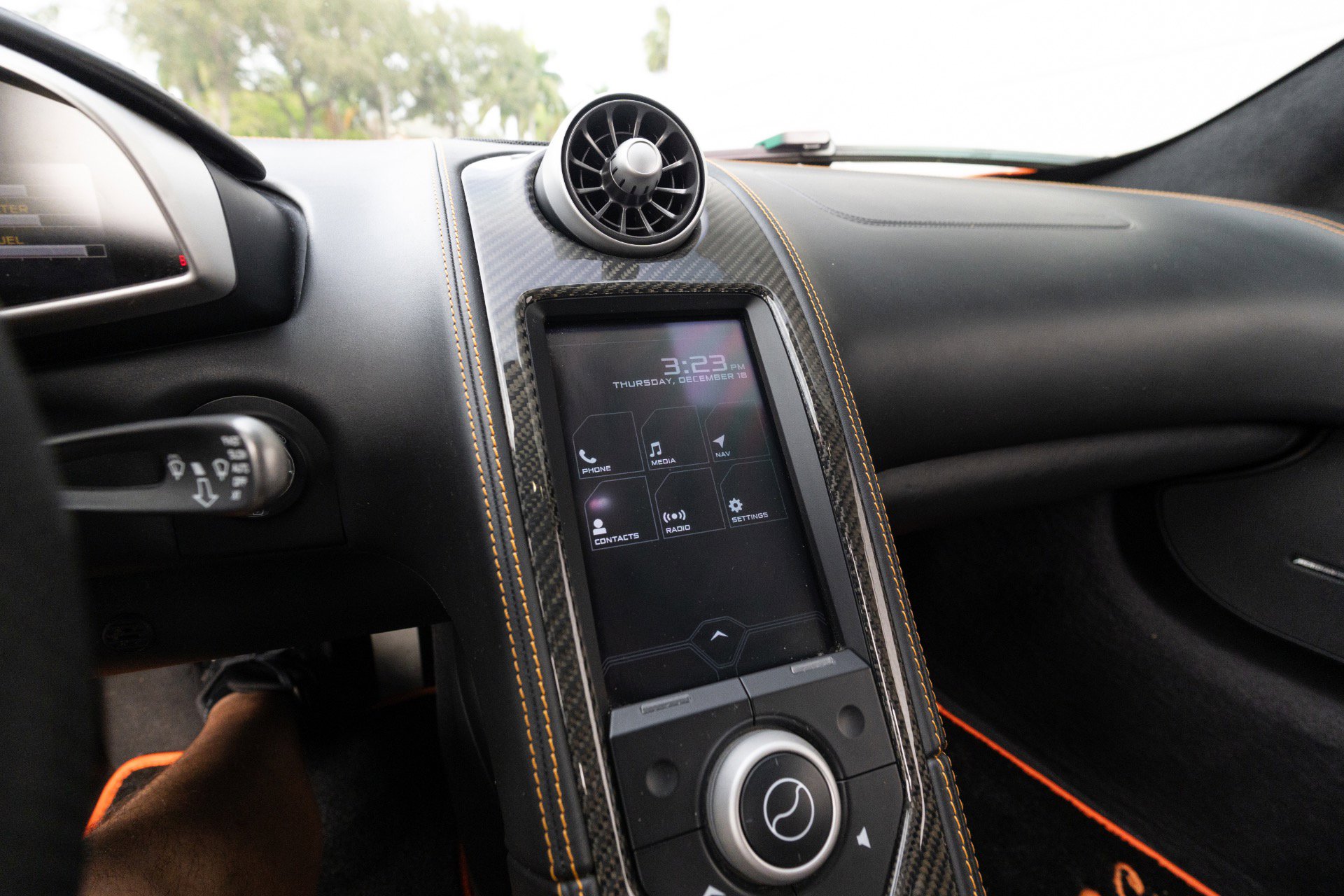 Used 2013 McLaren MP4-12C image 56