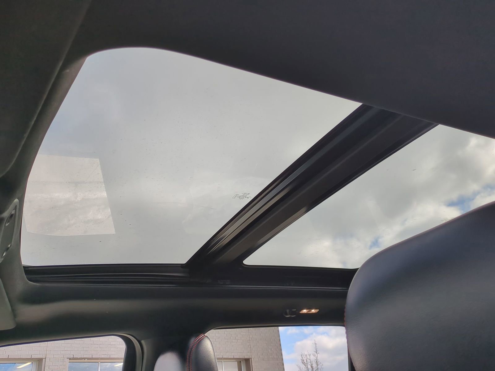 Used 2019 Ford F150 Lariat AWD/4WD image 23