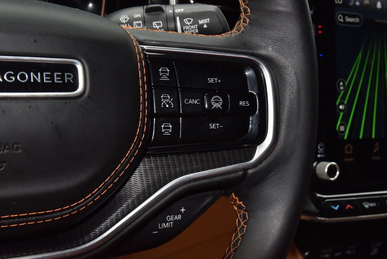 Used 2024 Jeep Grand Wagoneer Series III w/ Rear Seat Video Group 1 AWD/4WD image 26