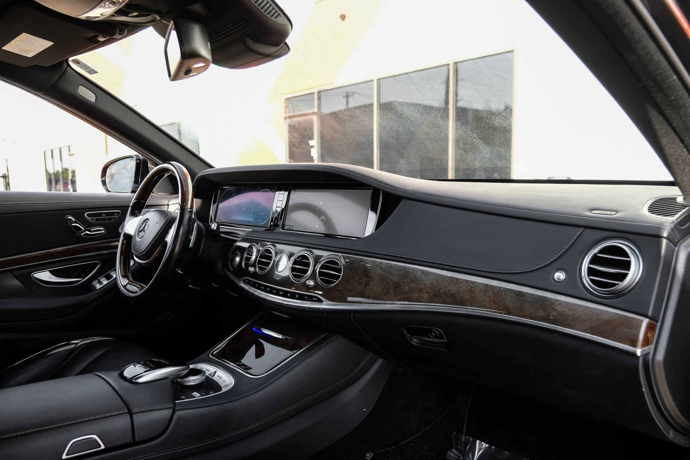 Used 2015 Mercedes-Benz S 550 Sedan image 16
