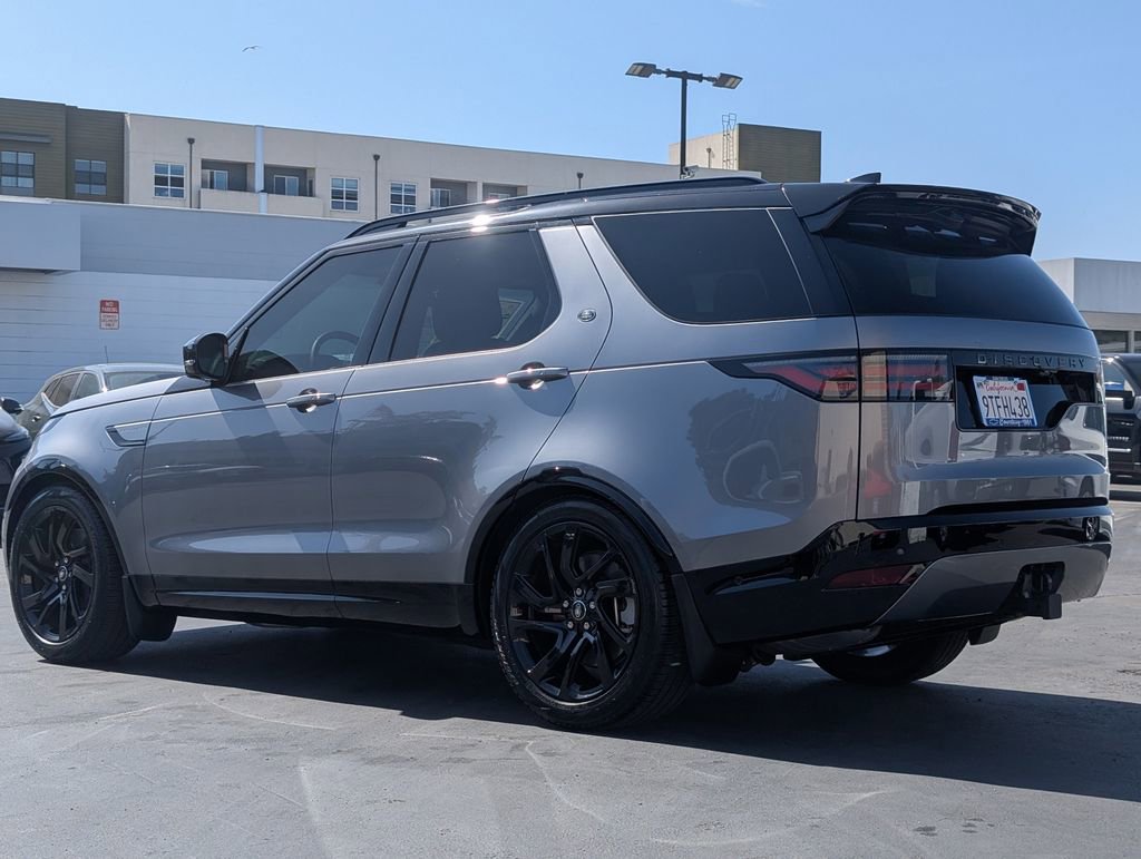 Used 2025 Land Rover Discovery Dynamic SE AWD/4WD image 9