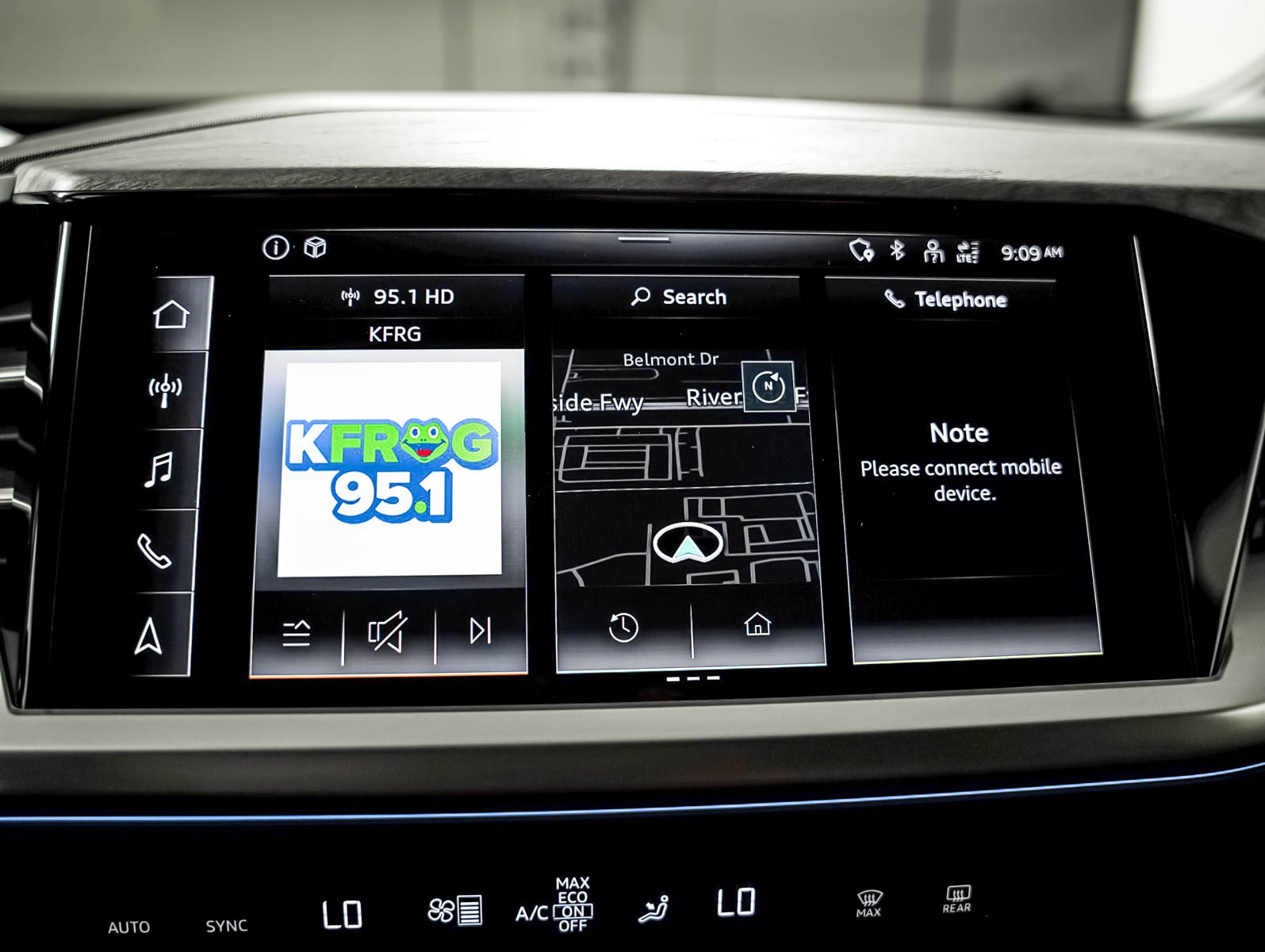 Used 2025 Audi Q4 e-tron Premium Plus w/ Premium Plus RWD image 16