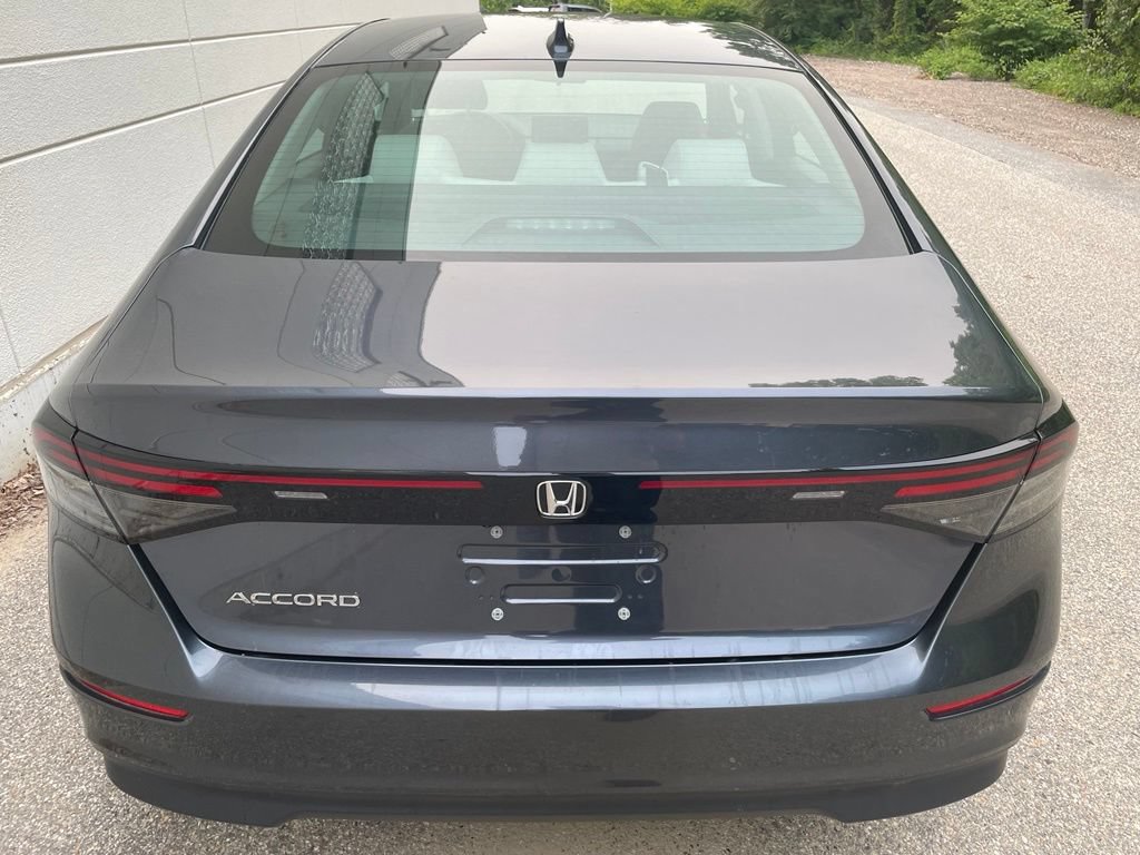 Certified 2023 Honda Accord LX image 6