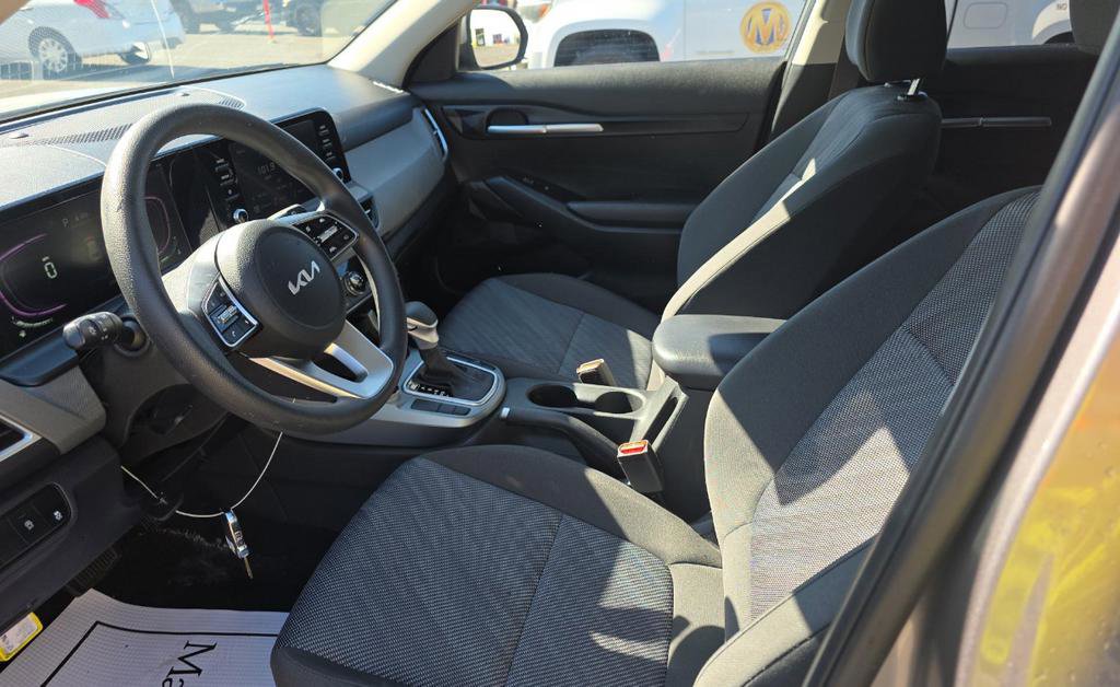 Used 2026 Kia Seltos LX AWD/4WD image 10
