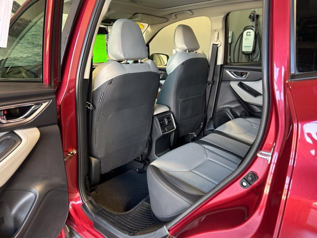 Used 2023 Subaru Forester Premium AWD/4WD image 23