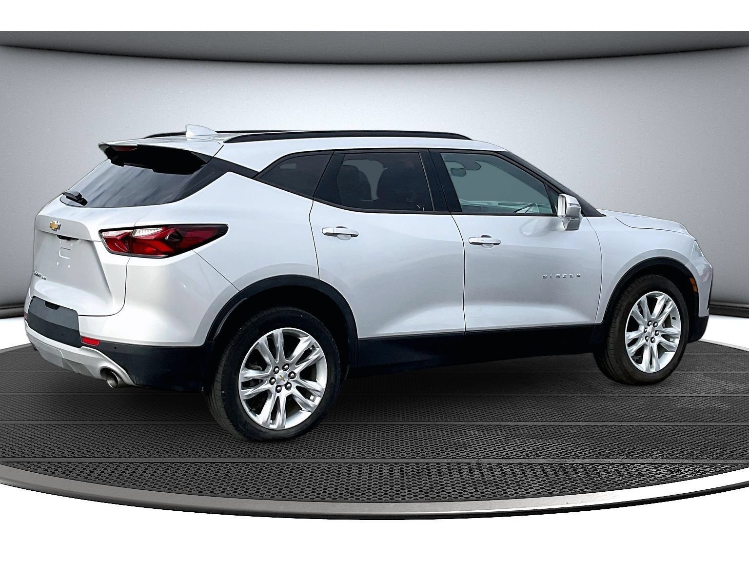 Used 2019 Chevrolet Blazer LT AWD/4WD image 17