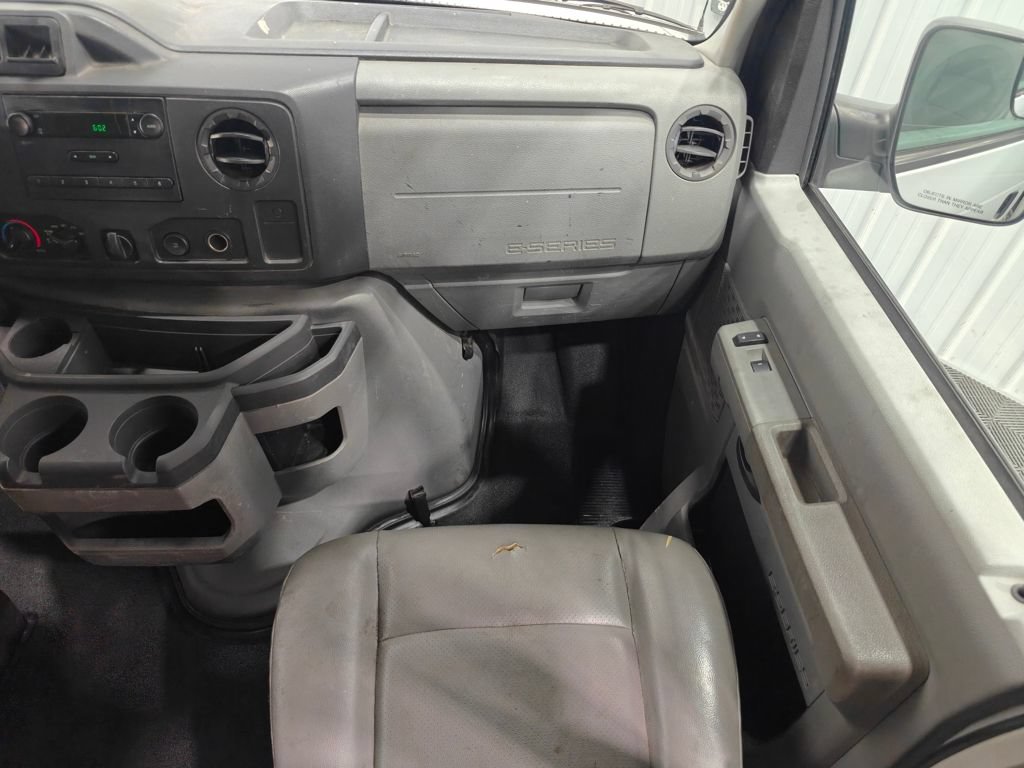Used 2011 Ford E-150 and Econoline 150 w/ PWR Group RWD image 19