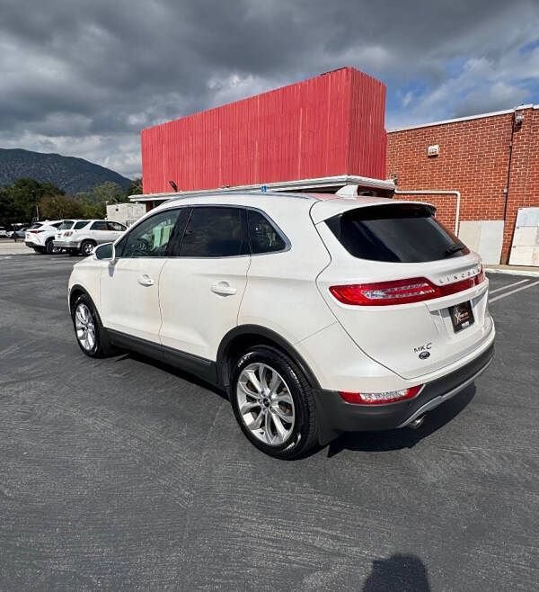 Used 2017 Lincoln MKC Select w/ Select Plus Package FWD image 8