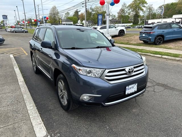 Used 2013 Toyota Highlander Limited AWD/4WD image 2