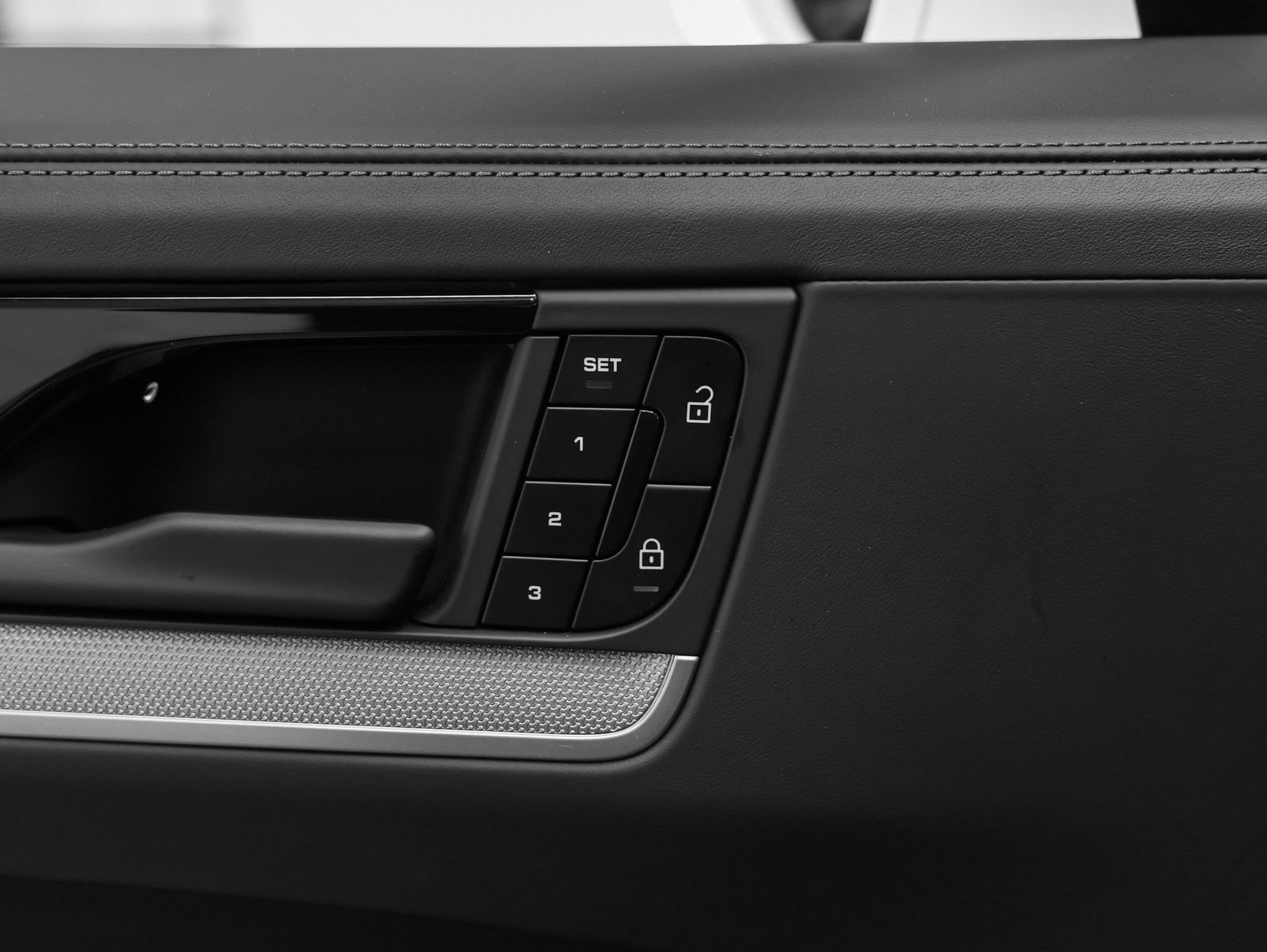 Certified 2026 Porsche Cayenne S image 30