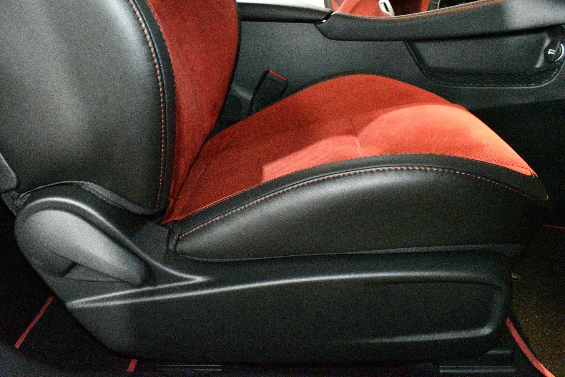 Used 2022 Dodge Challenger R/T Scat Pack RWD image 14