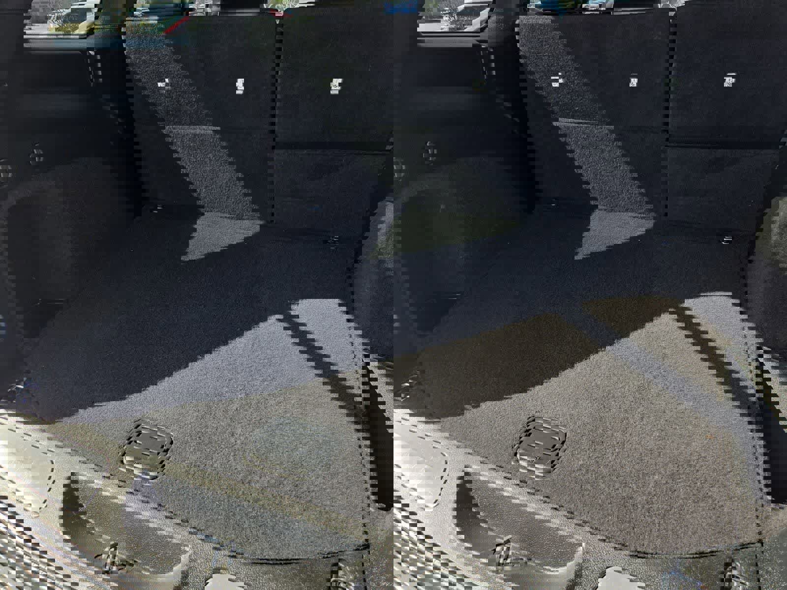 Used 2018 Jeep Grand Cherokee Limited image 32