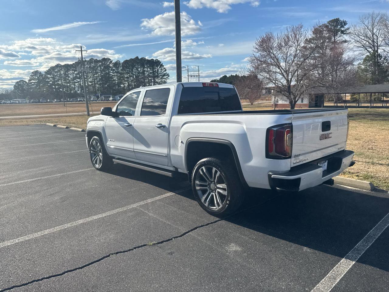 Used 2018 GMC Sierra 1500 Denali w/ Denali Ultimate Package image 8