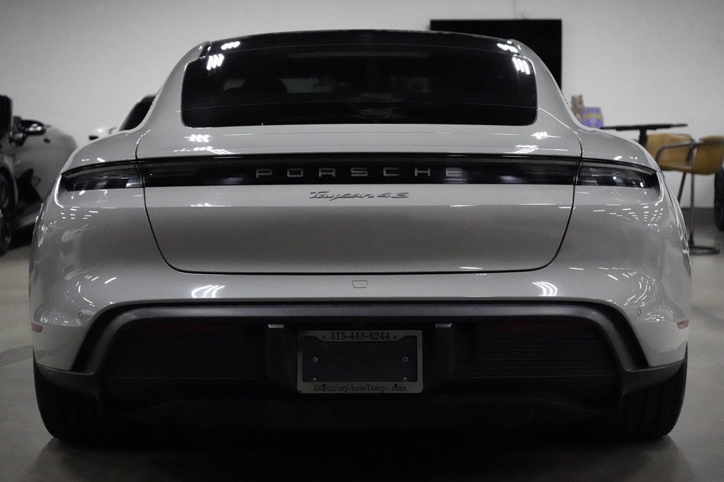 Used 2021 Porsche Taycan 4S w/ Premium Package AWD/4WD image 4