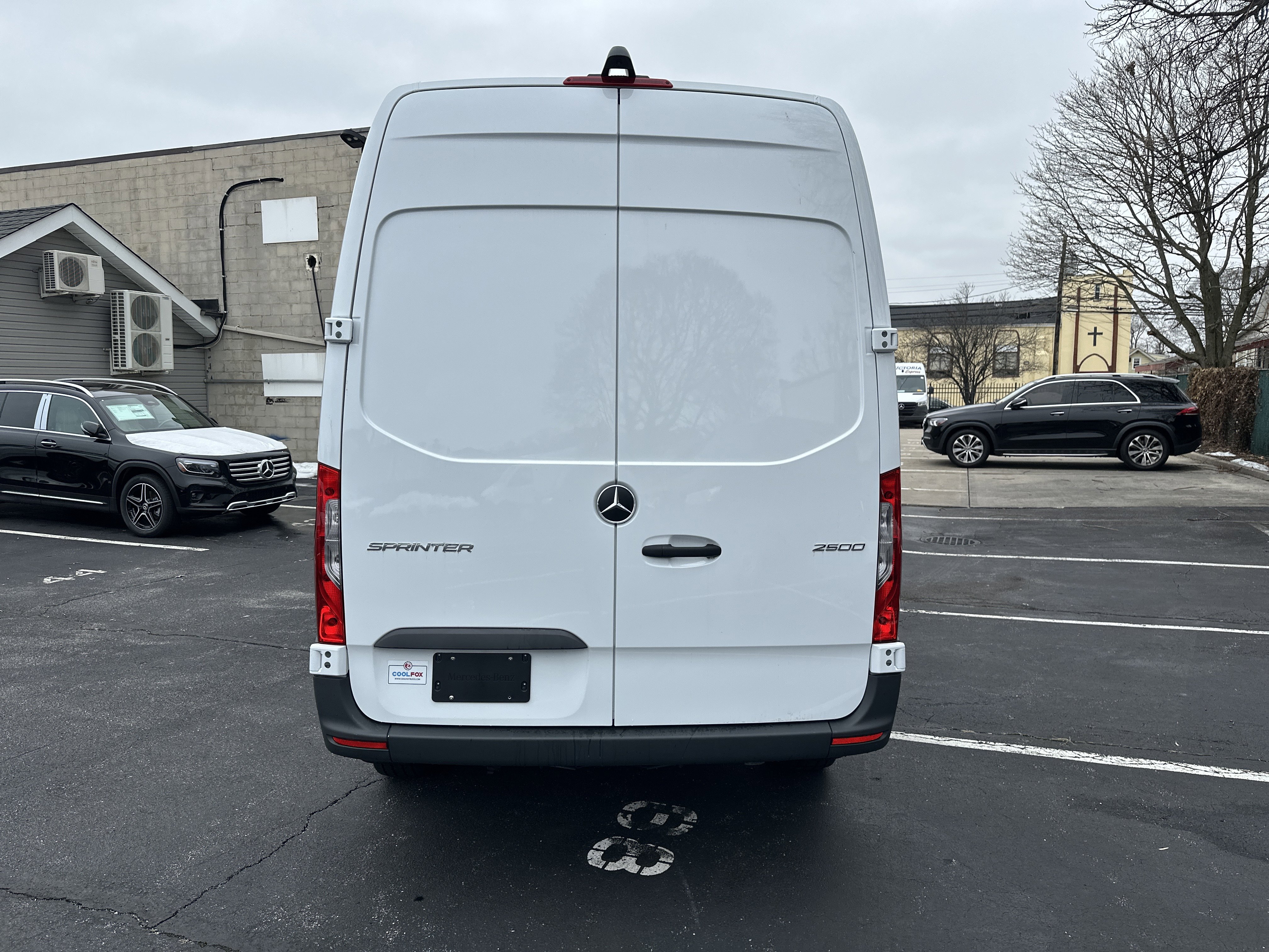 Used 2025 Mercedes-Benz Sprinter 2500 image 4