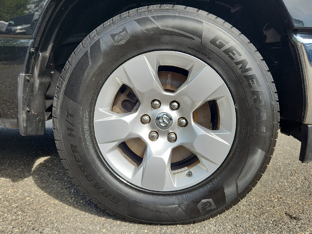Used 2019 RAM 1500 Big Horn AWD/4WD image 8