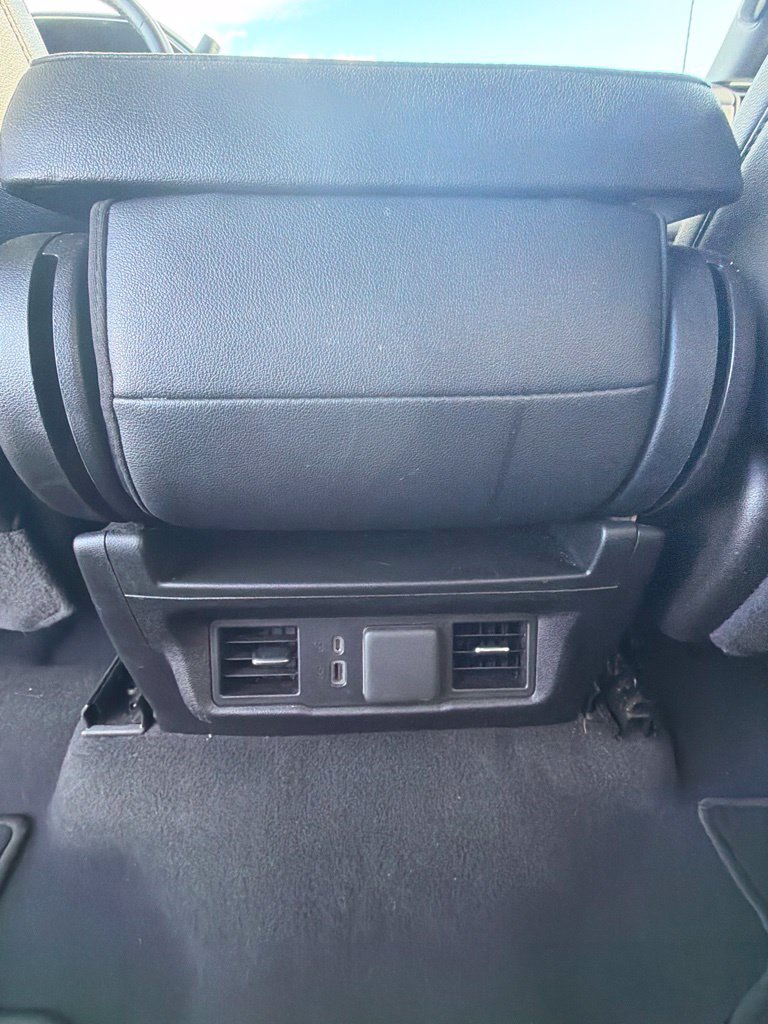Used 2025 GMC Sierra 1500 SLT AWD/4WD image 9